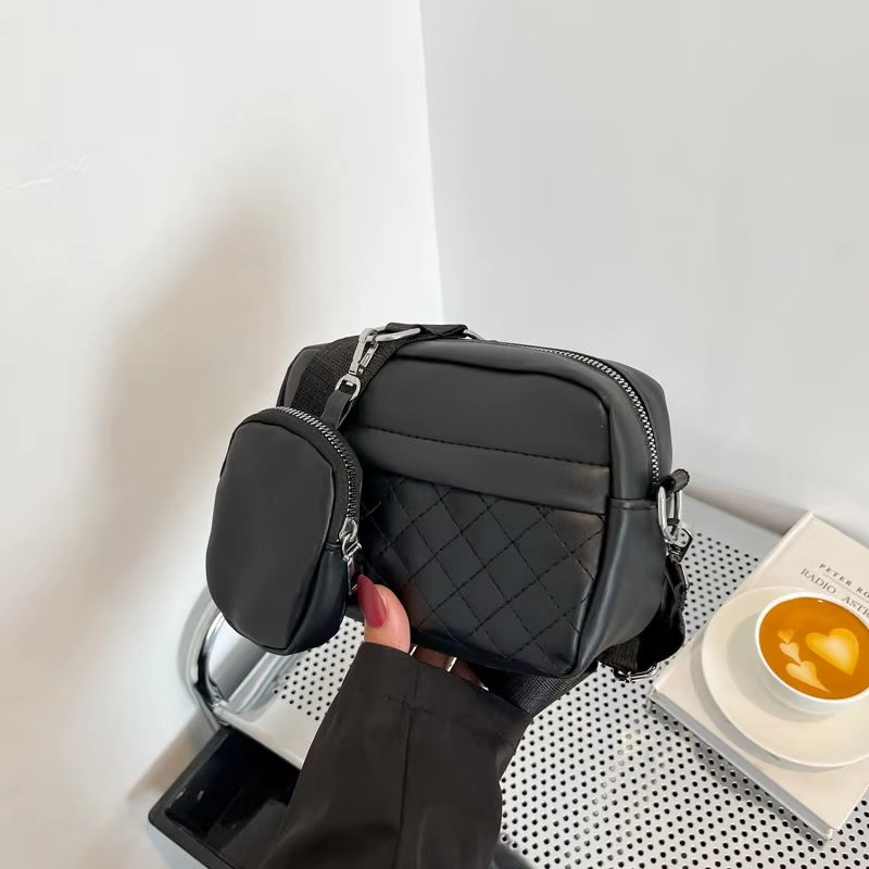 Fashion-Forward Waterproof Crossbody for Modern Women